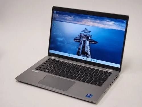 Dell Latitude 5430 Touch (Intel Core i7, 8GB RAM, 256GB Storage) – Refurbished Laptop